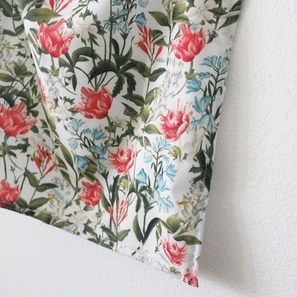 NWT Handmade Floral 18” x 18” Hair Scarf main image 8